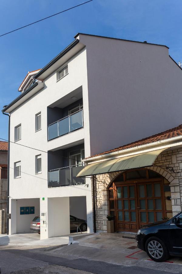 City Apartments Silver Πούλα Εξωτερικό φωτογραφία