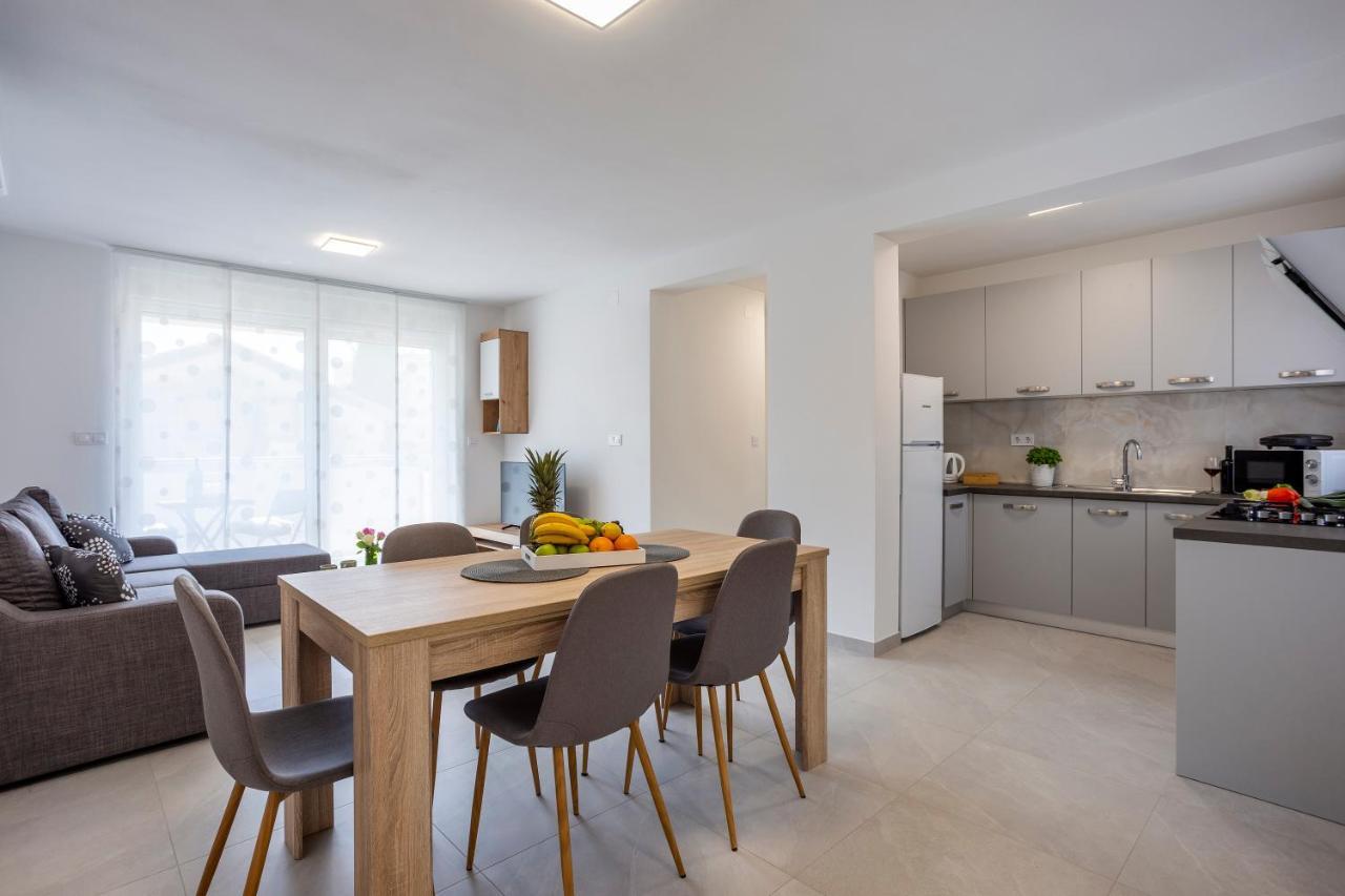 City Apartments Silver Πούλα Εξωτερικό φωτογραφία