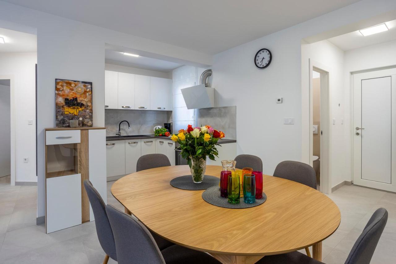 City Apartments Silver Πούλα Εξωτερικό φωτογραφία
