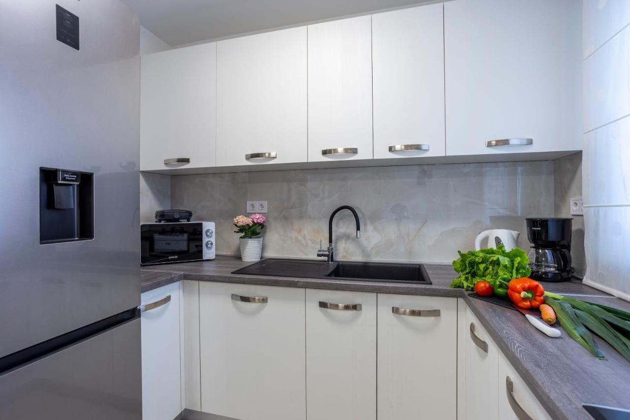 City Apartments Silver Πούλα Εξωτερικό φωτογραφία