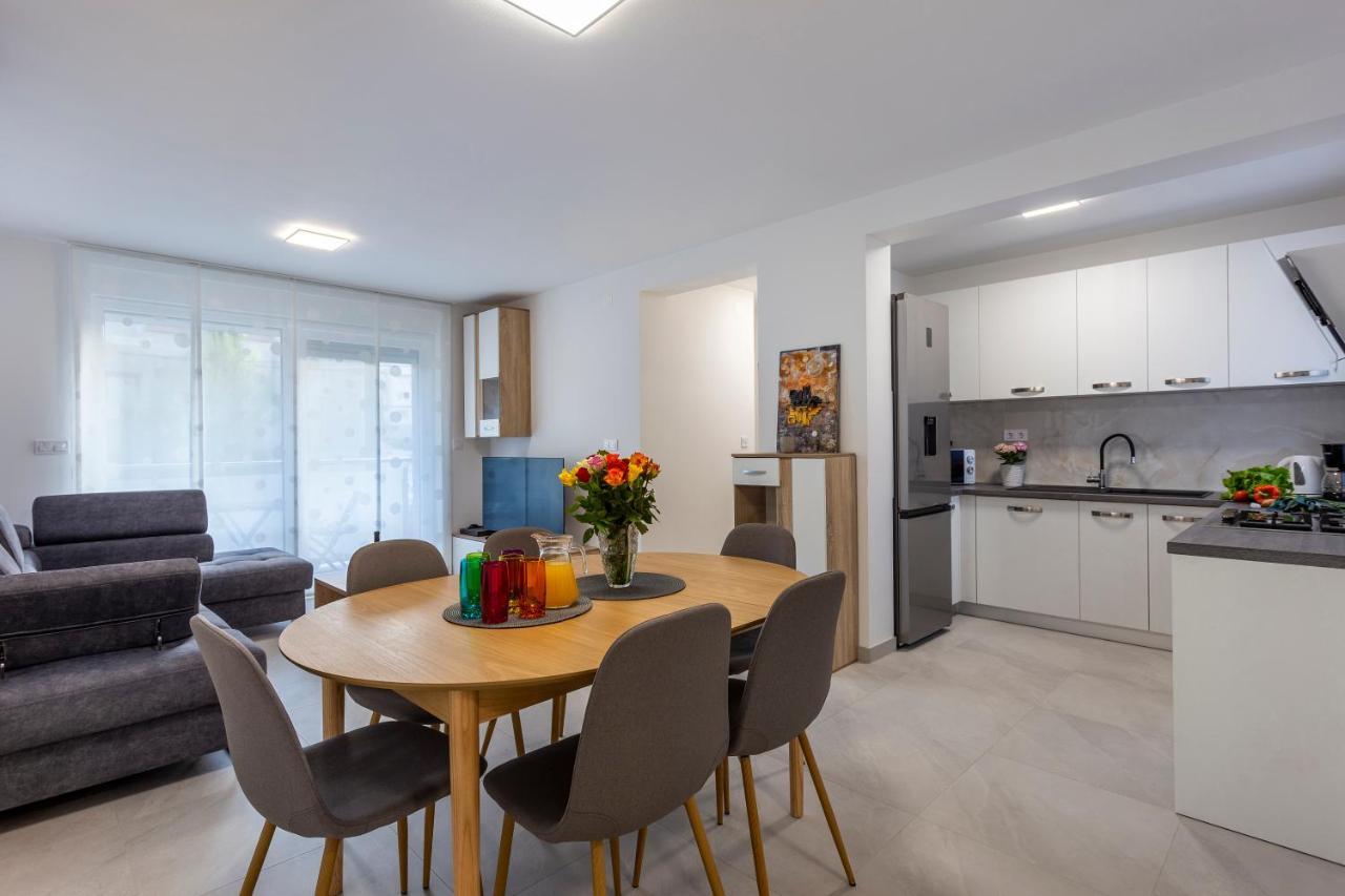 City Apartments Silver Πούλα Εξωτερικό φωτογραφία