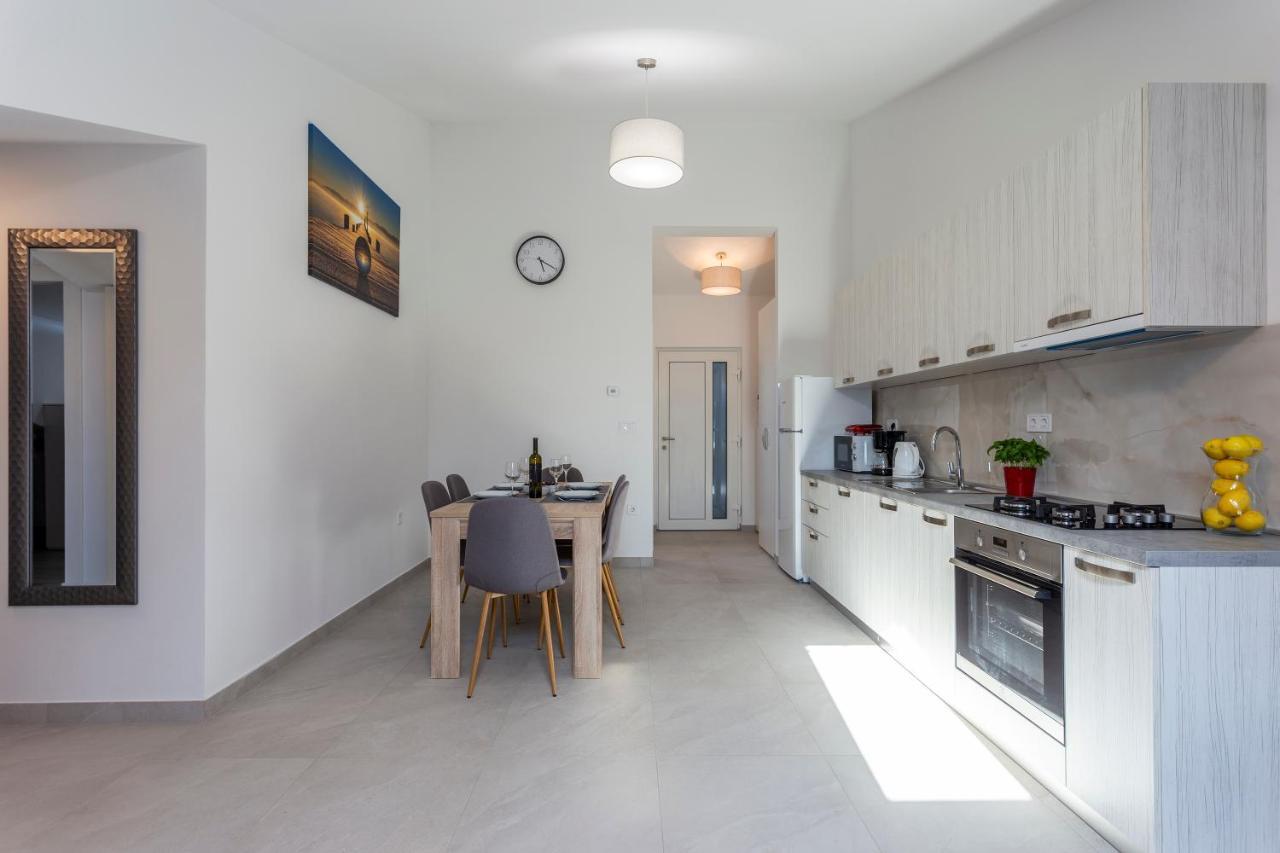 City Apartments Silver Πούλα Εξωτερικό φωτογραφία