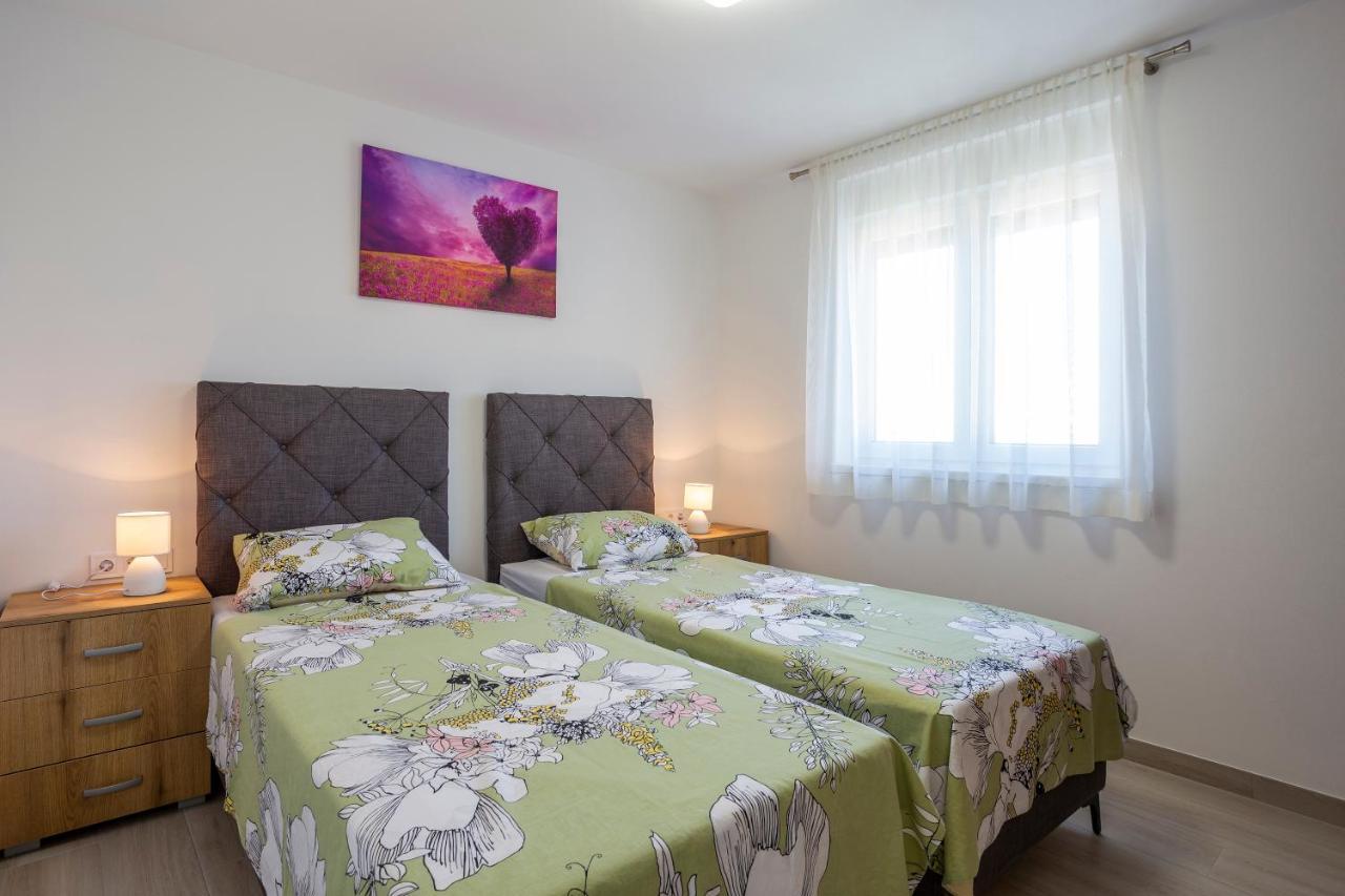 City Apartments Silver Πούλα Εξωτερικό φωτογραφία