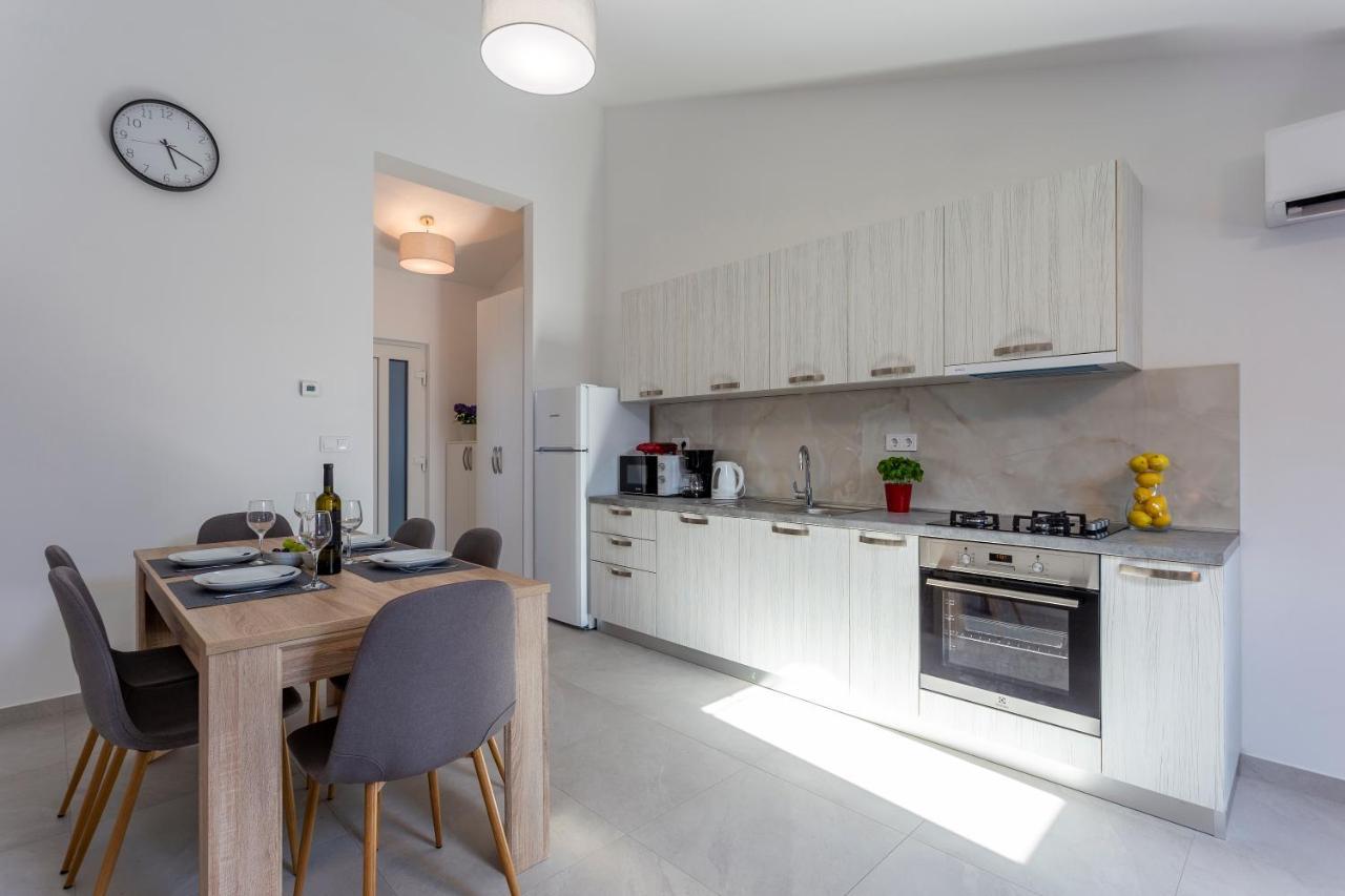 City Apartments Silver Πούλα Εξωτερικό φωτογραφία